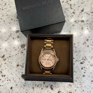 Micheal Kors rose gold watch